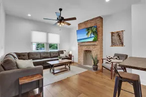NEW & AMAZING Short North/Victorian Village Home! - Image 3