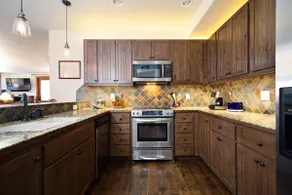 Comfy Downtown Ketchum Condo - Image 4