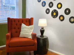 Historic Gem - Walk to Forsyth Park & Downtown! - Image 4