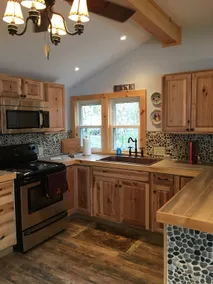 Lakefront Getaway - Relax & recharge on Song Lake! - Image 3
