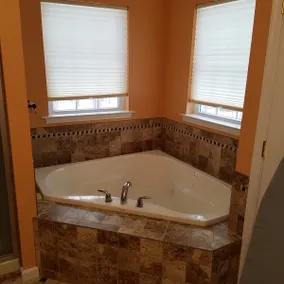 Pristine Pocono Chalet - Image 4