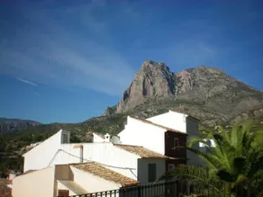 House, Rural, Golf, Climbing, Hiking, Beaches - Image 4