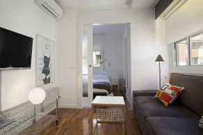 Perfect Place For Couples In Barceloneta - Image 2