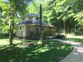 Cozy Guest House in the Big Woods - Image 3