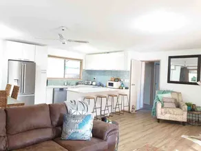Lakeside Family Retreat | 300m to Lake Glenmaggie - Image 5