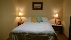 One bedroom apartment on 20 acre farm - Image 4