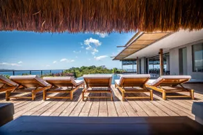9 Bedroom Luxury Villa With Pool Kalamansi House - Image 3