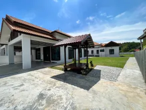AISY HOMESTAY MUAR - Image 3