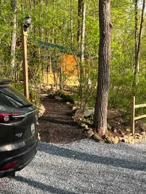 Sleepy Hollow Log Cabin - Image 4