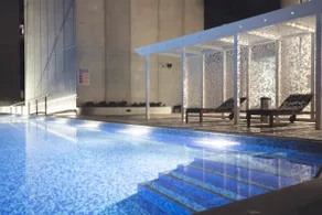 New 5 Star Luxury Apartment - Image 3
