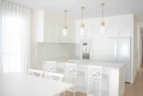 Dreamy Beach House Escape - Image 4
