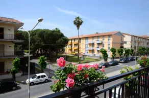 Casa Iolanda: Bright on the sea, Wi-Fi, Parking - Image 5