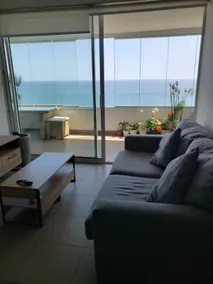 A beautiful condo with free parking. - Image 2