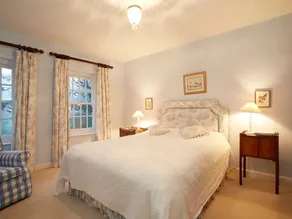 Stunning Hall Cottage, near York and Leeds - Image 5
