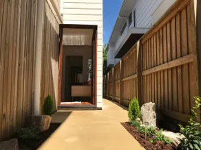 B&Ts Greenslopes Tranquil Retreat - Image 4