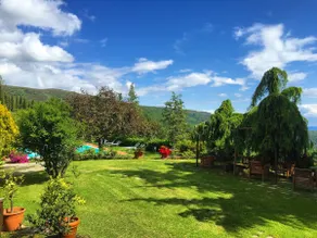 Country house with pool - Image 2