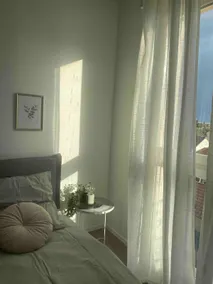 Bright one-bedroom apartment with balcony • Near Paris & train station - Image 5