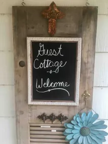 Arlington Heights Guest House Cottage - Image 4