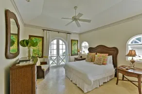 Royal Villa 4, Luxury 3-Bed Villa w/ Pool & Golf - Image 4