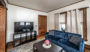 Cozy Apt. near DT/UofM/River/parks and lakes - 4 - Image 5