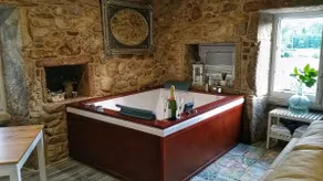 Casa da Canle - Superior Jacuzzi - Costa da Morte (Coast of Death) - Image 4
