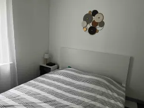 House near airport - Image 3
