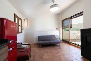 house with mountain view - Image 3