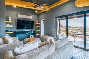 Cerritos Surf Residences, Luxury Penthouse 56 - Image 3