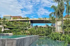 Bright Apt. W/Free Shuttle To The Beach & Wifi - Image 5