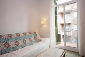 Proche Gaudi, appartement Gracia, Barcelone, WIFI, balcon, AC! - Image 5