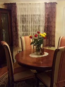 3 bedroom impeccable private home, quiet street - Image 2