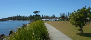 LUXE  1 bed retreat! Spacious, central location, NEW everything - Image 4