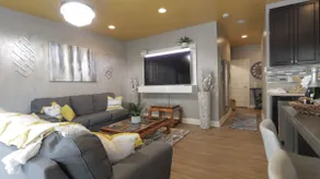 Luxury 1-bedroom Royal Hideaway - Image 4
