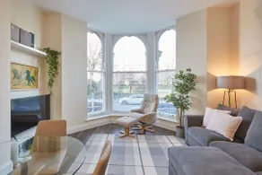 Host & Stay - South Cliff Apartment - Image 3