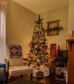 River Rock Cottage; Shopping, Restaurants, Sightseeing, right at your doorstep! - Image 5