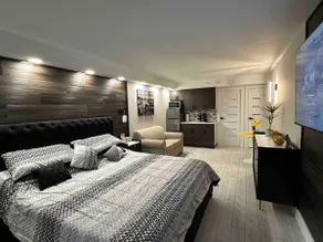 Modern Condo Right on The Beach - Image 2