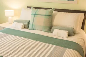 Marina View Apartment - Image 5
