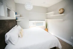 Downtown Views Guesthouse 1bd/1b with Rooftop Spa! - Image 3