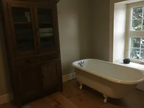 Stone Farm House Spa Retreat - Image 4