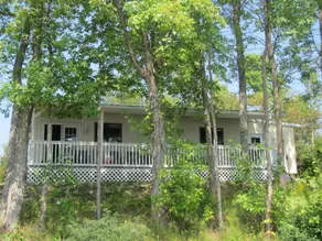 Family cottage on lake Commanda! - Image 2