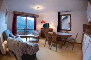 VAUJANYLOCATIONS - Chalet De Marie - Image 3