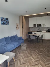 New luxury apartment next to subway with garage - Image 5