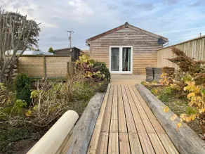 Rural cabin for 2 with hot tub - Image 3