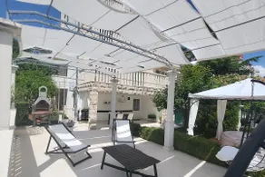 Garden Oasis with jacuzzi (renewed) - Image 2