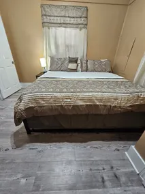 High Ceilings | King Beds | 85” TV | Near Downtown - Image 2