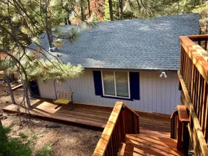Secluded Cabin, Minutes From Skiing & The Lake - Image 2