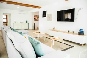 Family Villa in Alicante Saltwater Pool AC And Bbq - Image 5