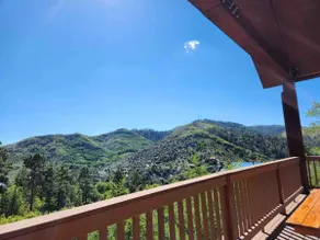 Tri-level Cabin Retreat-Privacy & Views! - Image 5