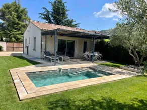 Private house with pool & fenced garden - Image 4