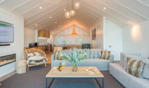 Kahurangi Luxury Holiday Home by MajorDomo - Image 4